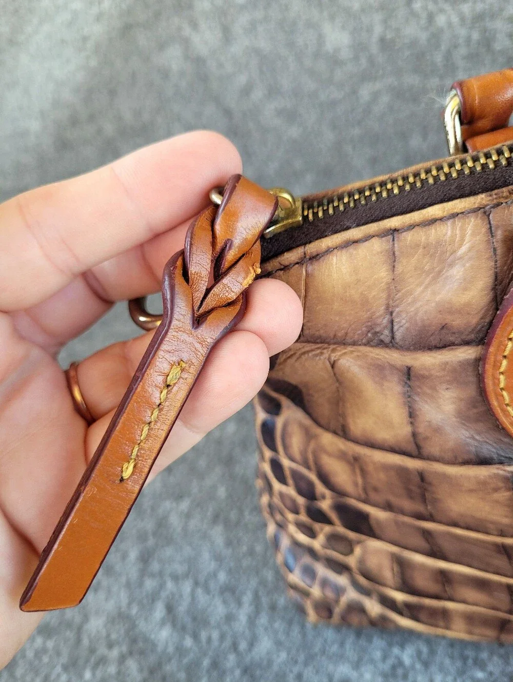 Y2K Dooney & Bourke Brown Croc Embossed Real Leather Satchel Handbag